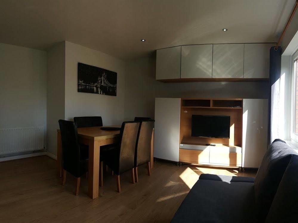 Stranmillis Court Apartment 벨파스트 외부 사진